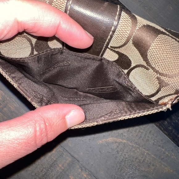 Coach Wallet🐆 Make an offer. - Picture 6 of 6